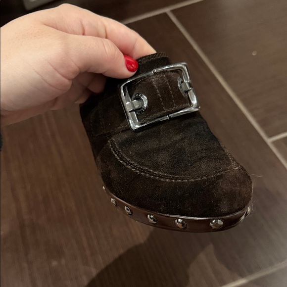 Clogs - Picture 7 of 10